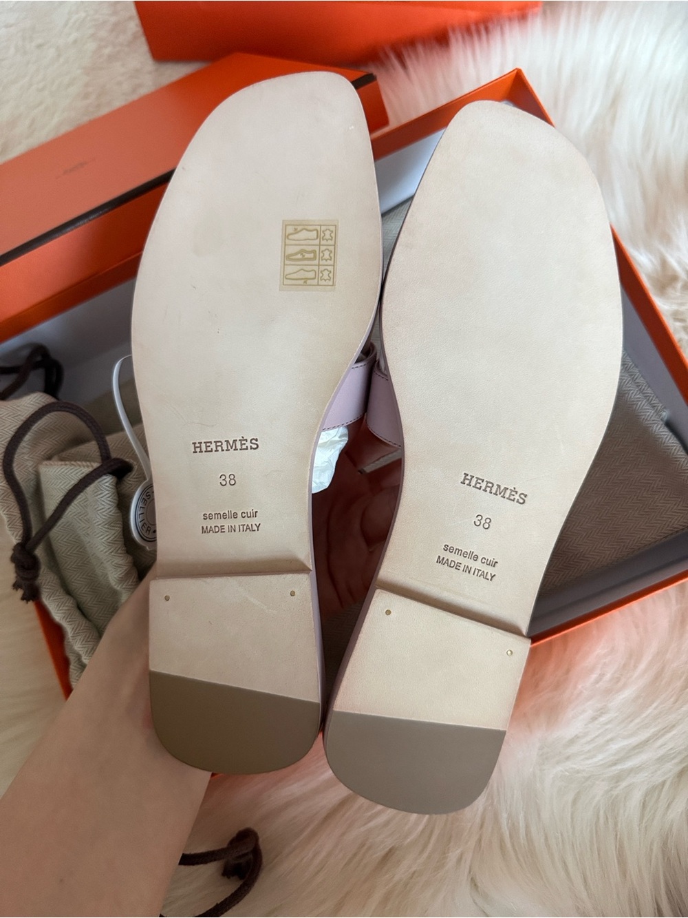 Hermes Oran Sandal Rose Pink suede - Picture 13 of 15